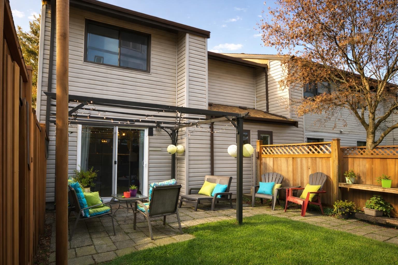 55 9955 140 STREET, Surrey