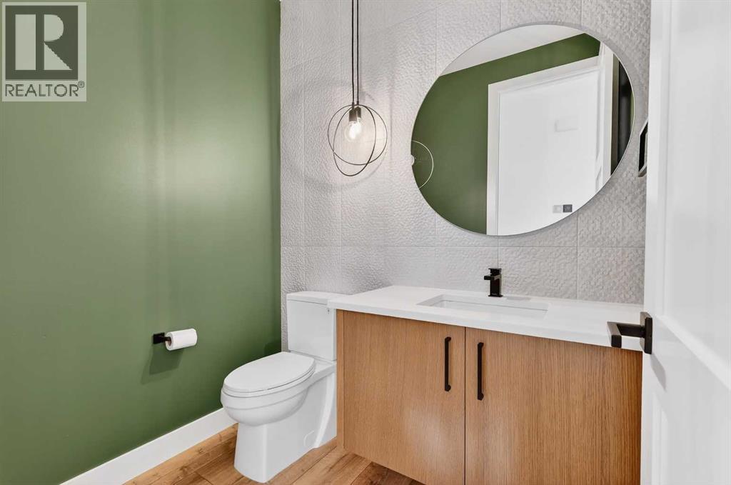 Single Family House for Sale in  Discovery Drive SW Discovery Ridge Calgary 