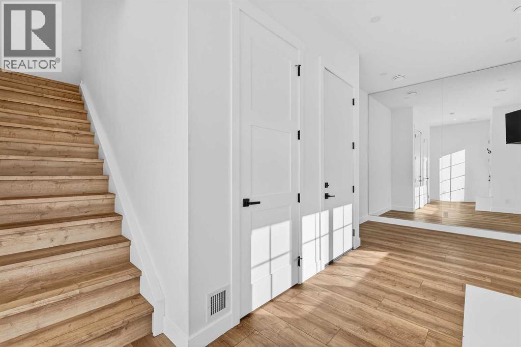 Single Family House for Sale in  Discovery Drive SW Discovery Ridge Calgary 