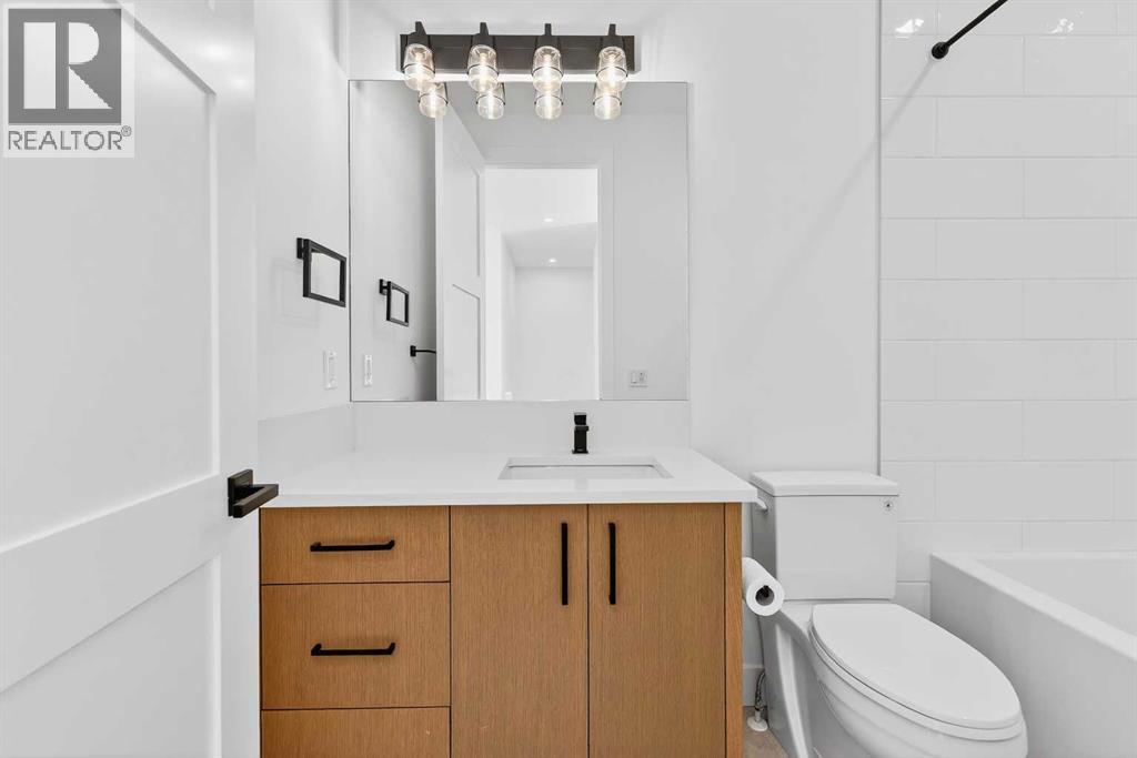 Single Family House for Sale in  Discovery Drive SW Discovery Ridge Calgary 