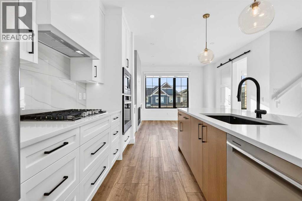 Single Family House for Sale in  Discovery Drive SW Discovery Ridge Calgary 