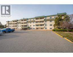 304 150 Skaha Place, Penticton