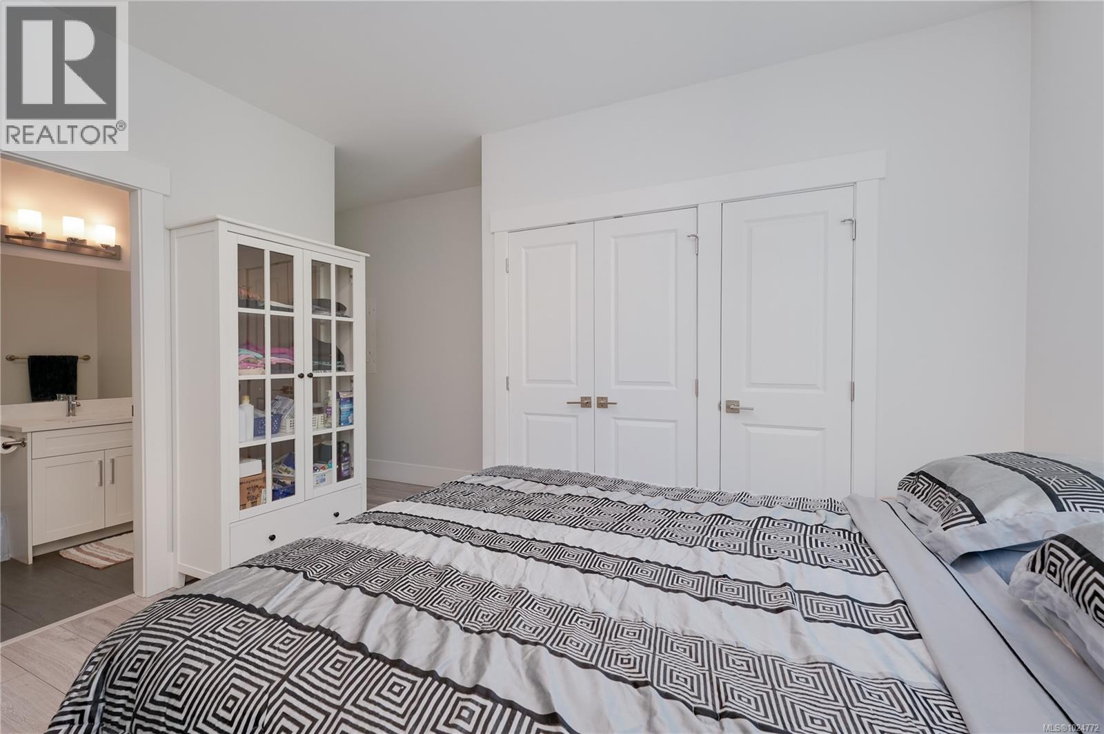 38 300 Grosskleg Way, Lake Cowichan