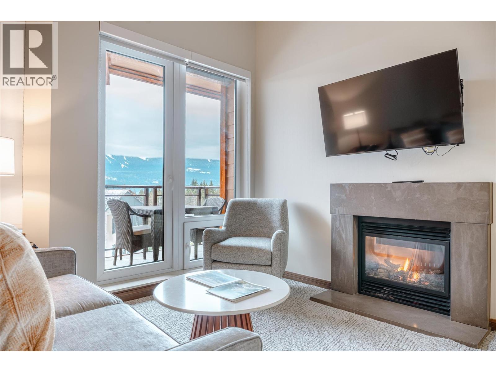 2950 Camozzi Road Unit# 1504, Revelstoke