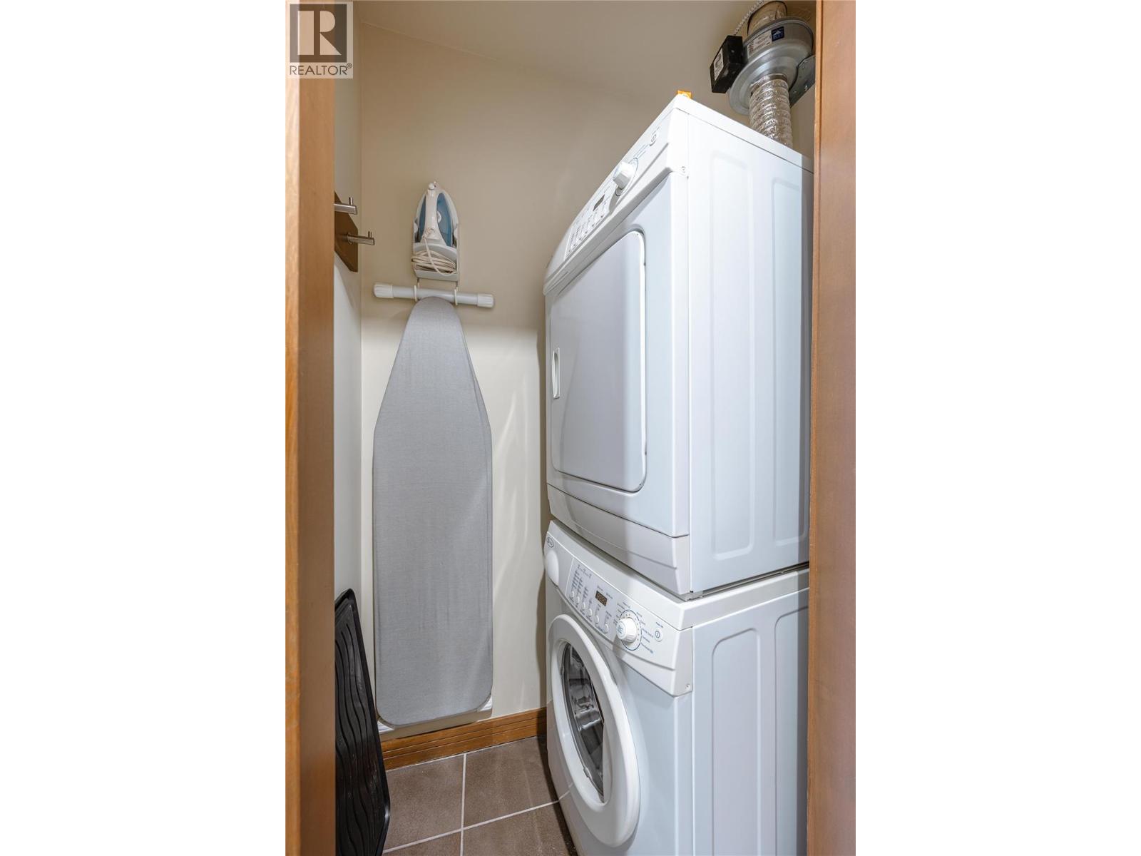 2950 Camozzi Road Unit# 1504, Revelstoke