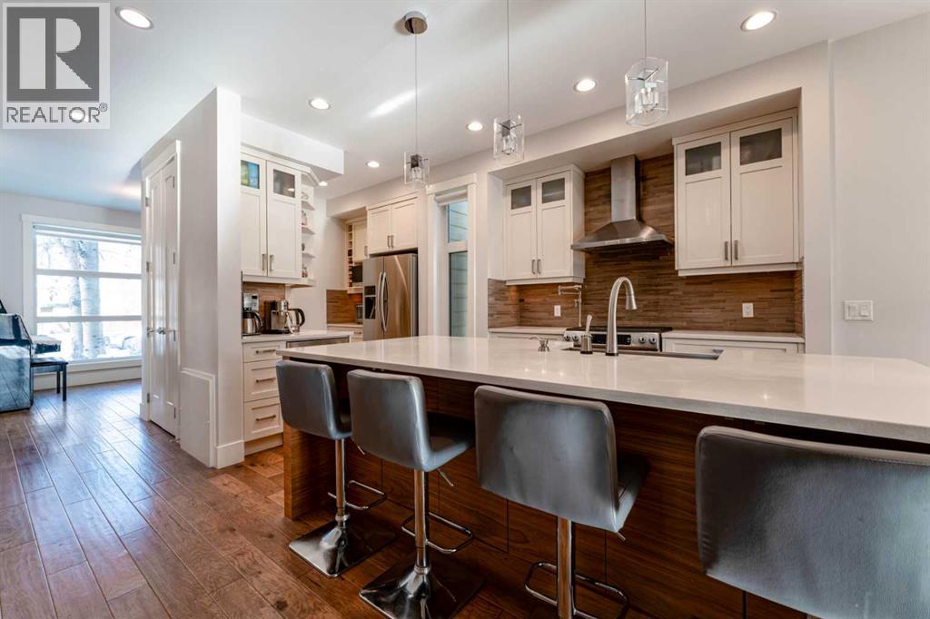 Single Family House for Sale in   Avenue NE Winston Heights/Mountview Calgary 