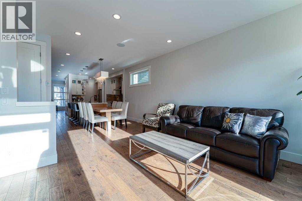 Single Family House for Sale in   Avenue NE Winston Heights/Mountview Calgary 