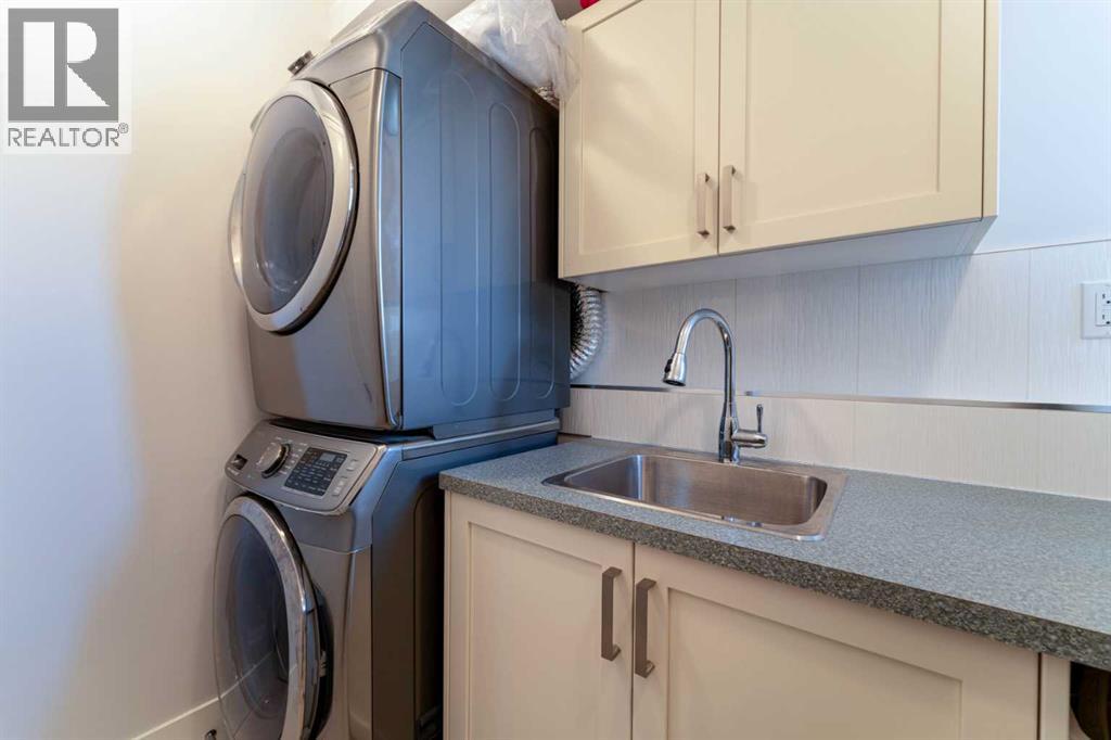 Single Family House for Sale in   Avenue NE Winston Heights/Mountview Calgary 