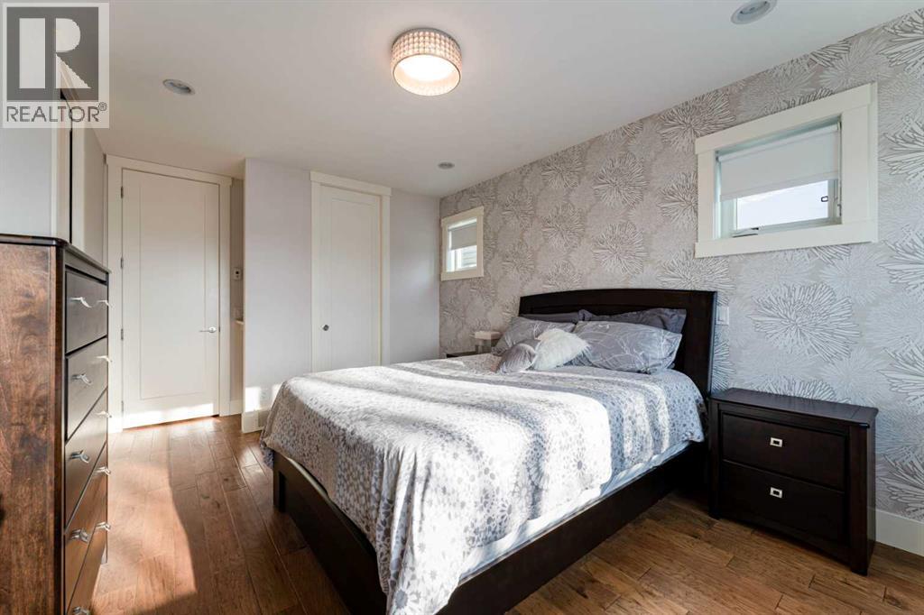 Single Family House for Sale in   Avenue NE Winston Heights/Mountview Calgary 