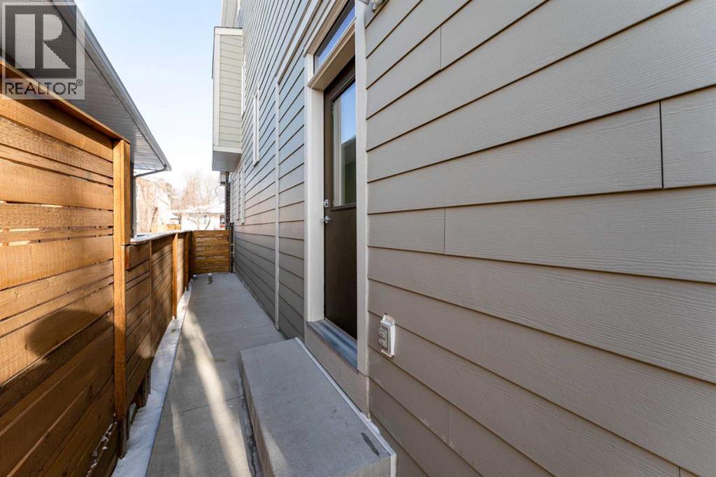 Single Family House for Sale in   Avenue NE Winston Heights/Mountview Calgary 
