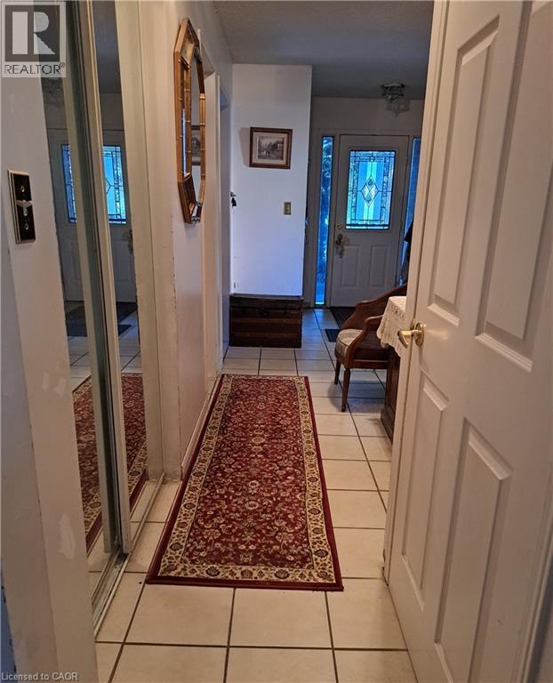 10 JEANETTE AVENUE - 4