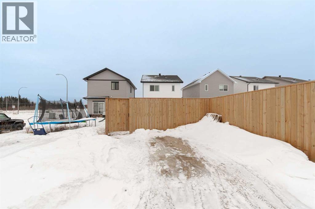 105 McGhee Street, Fort McMurray