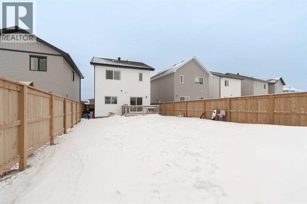 105 McGhee Street, Fort McMurray
