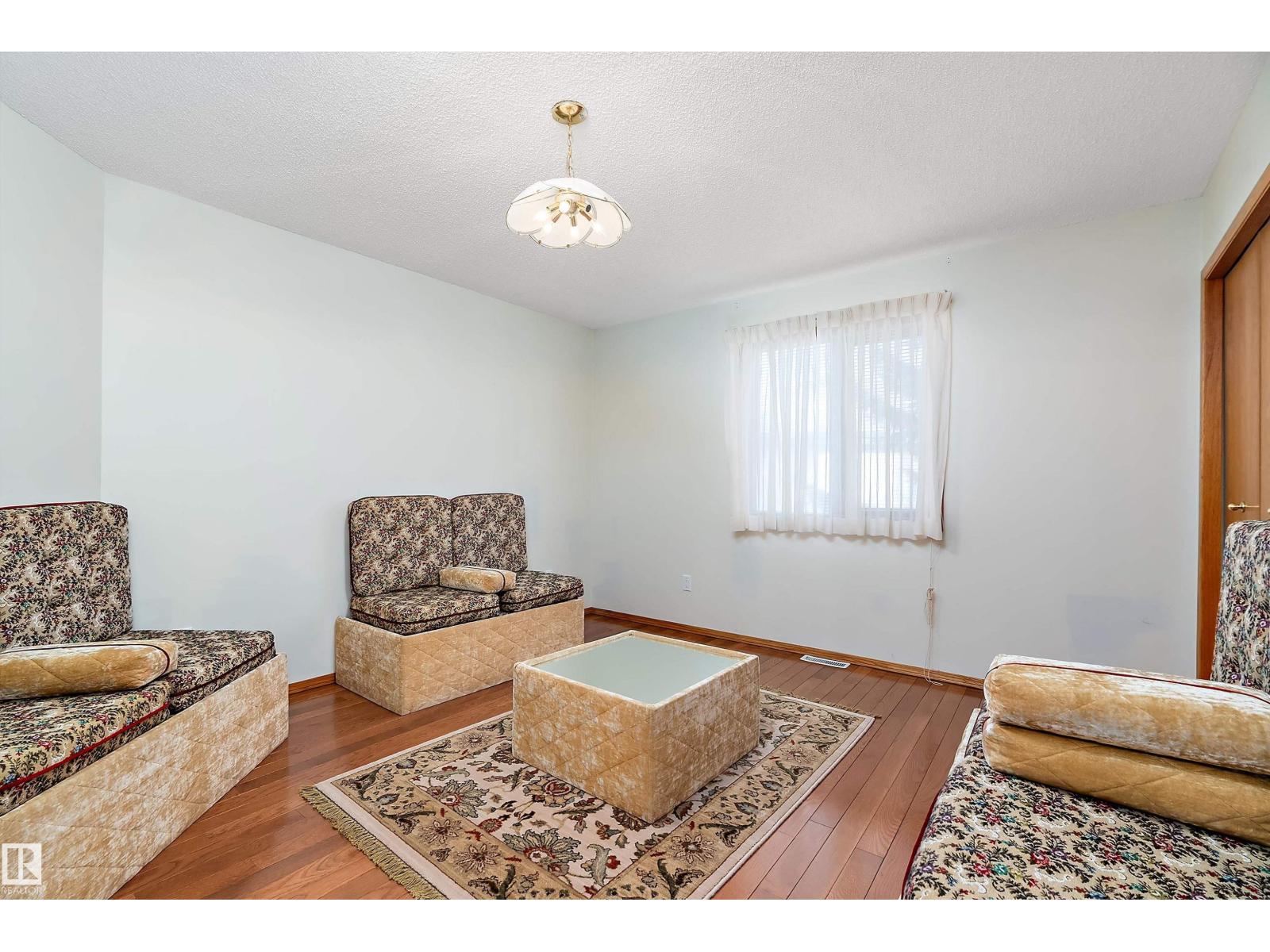 93 CORMACK CR NW, Edmonton