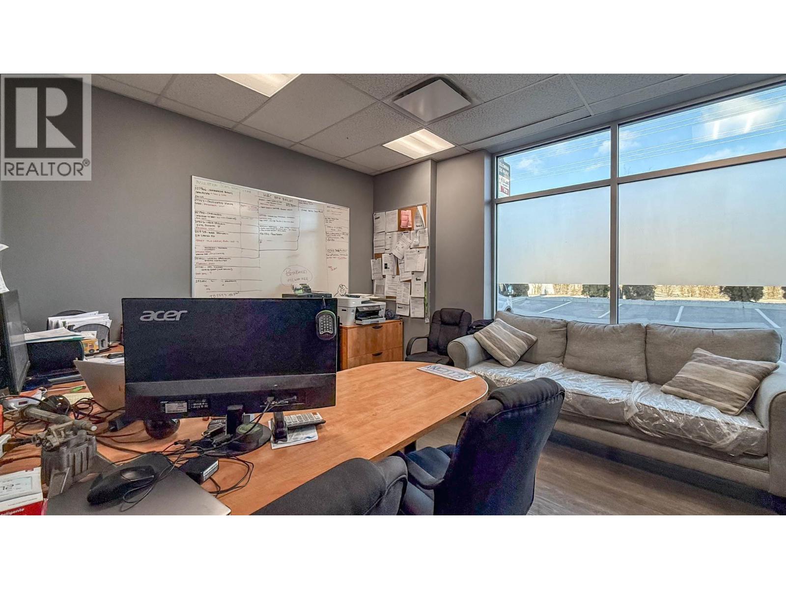  1445 Stevens Road, West Kelowna