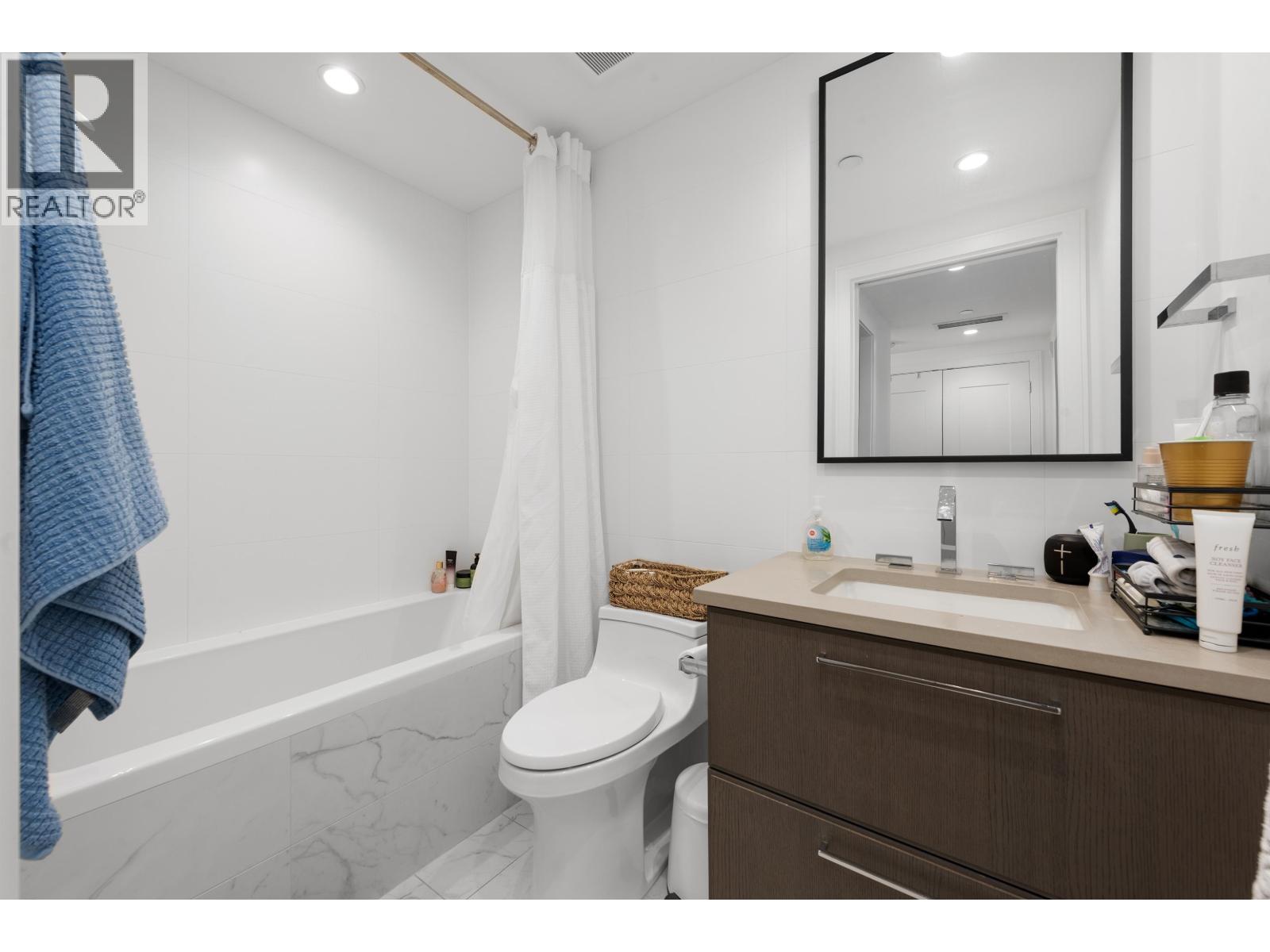 528 W 30TH AVENUE, Vancouver