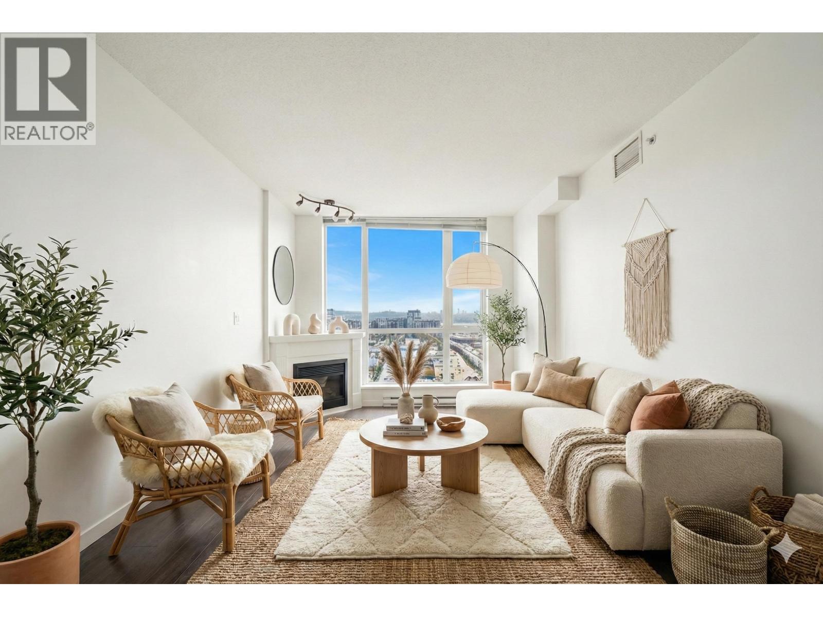 2102 188 E ESPLANADE STREET - Photo 3 of 30, North Vancouver, British Columbia