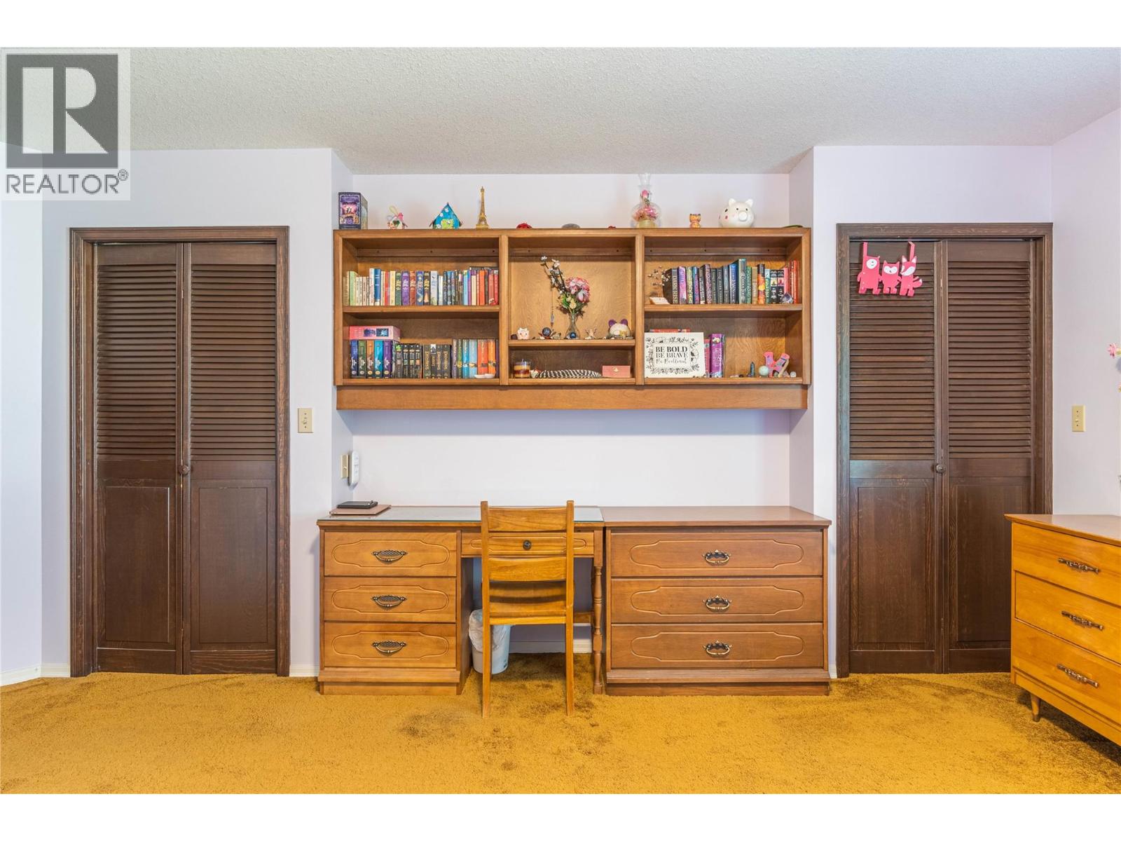 8548 YELLOWHEAD Highway, Kamloops