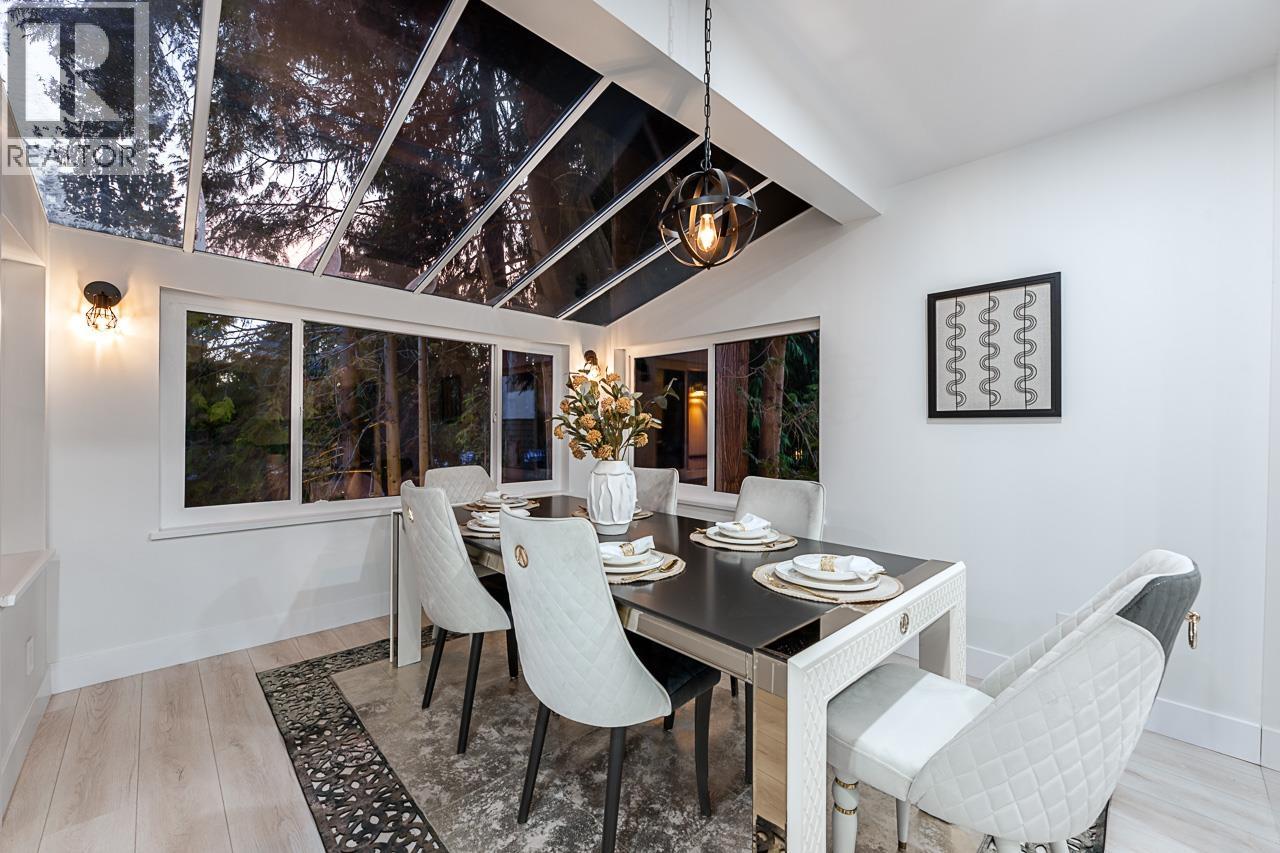 531 GREENWAY AVENUE, North Vancouver