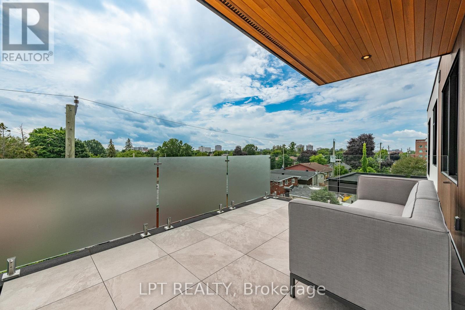 322 PERRIER AVENUE - 31