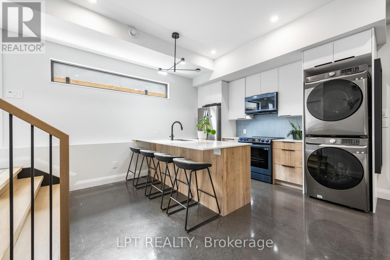 322 PERRIER AVENUE — photo 39