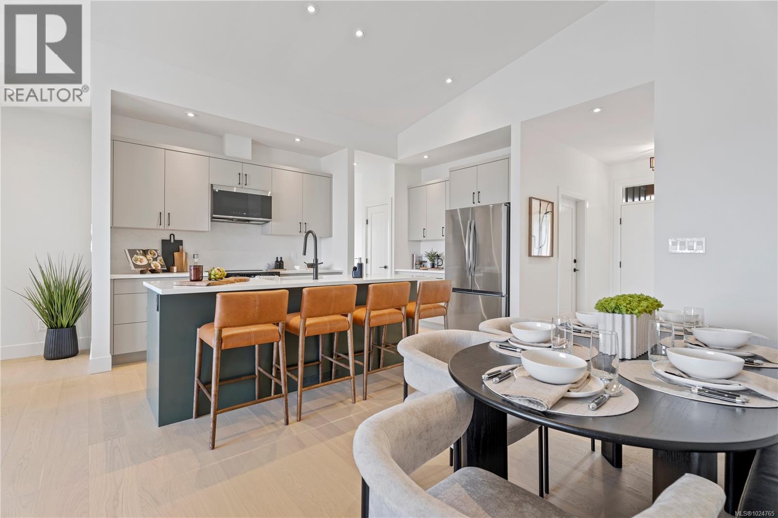 #113 3116 WOODRUSH DR - 6