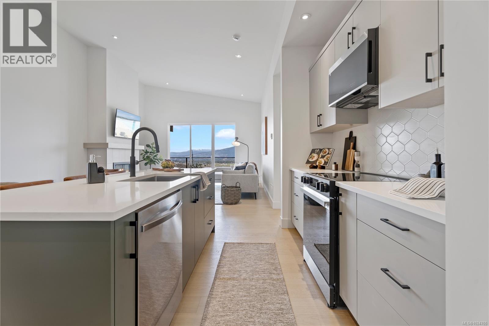 #113 3116 WOODRUSH DR - 7