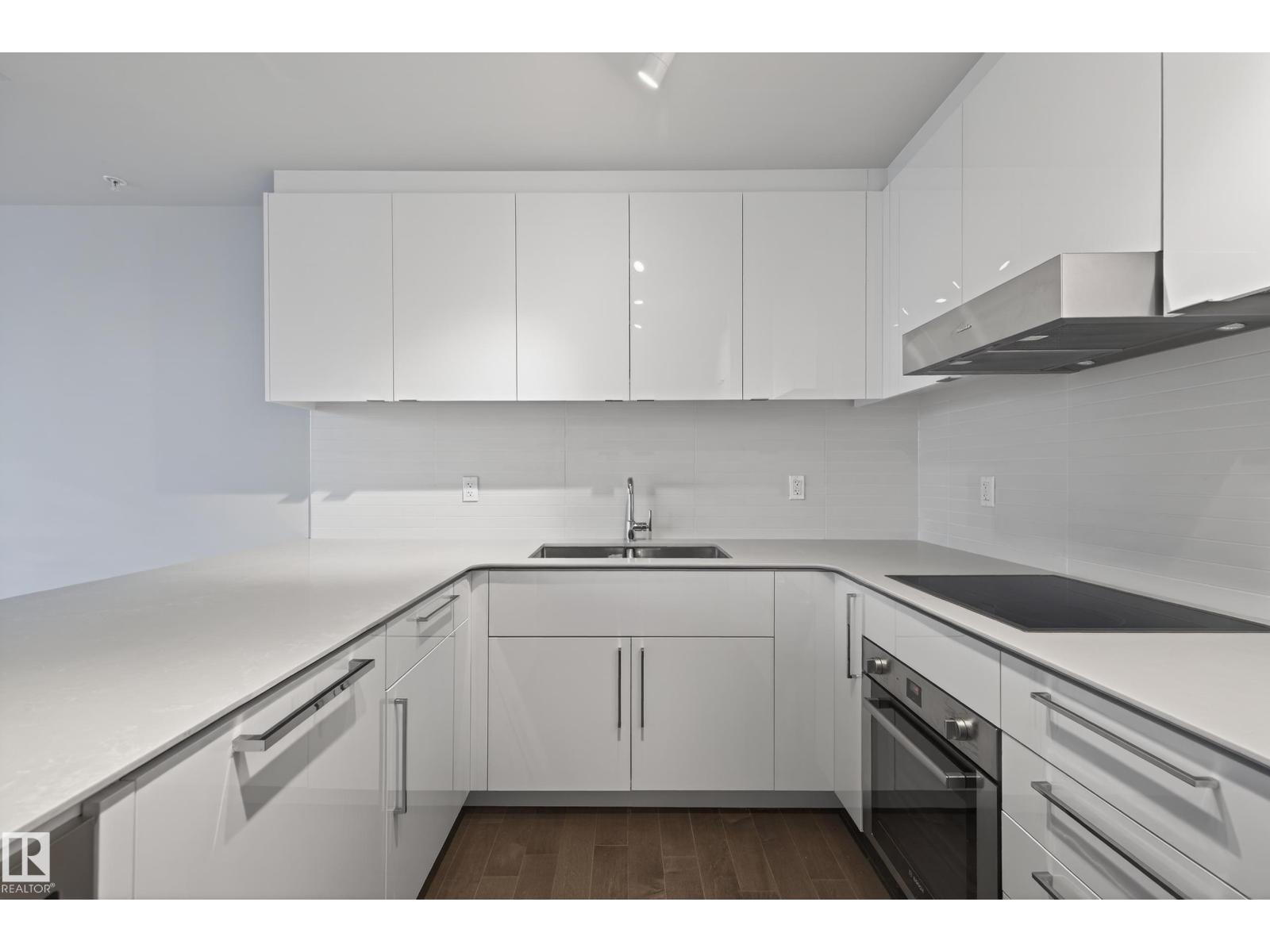 #2609 10360 102 ST NW - 5