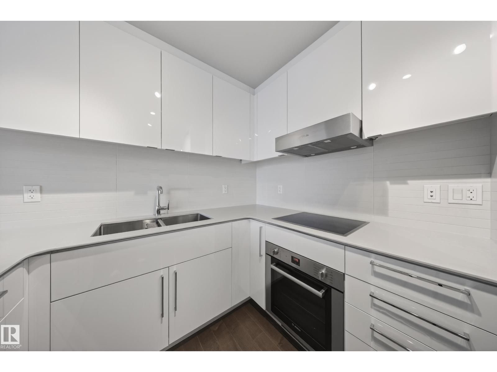 #2609 10360 102 ST NW - 6
