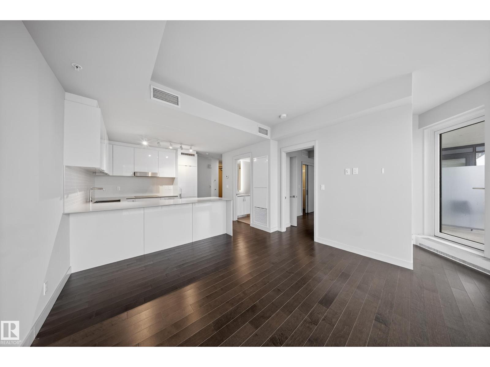 #2609 10360 102 ST NW - 14