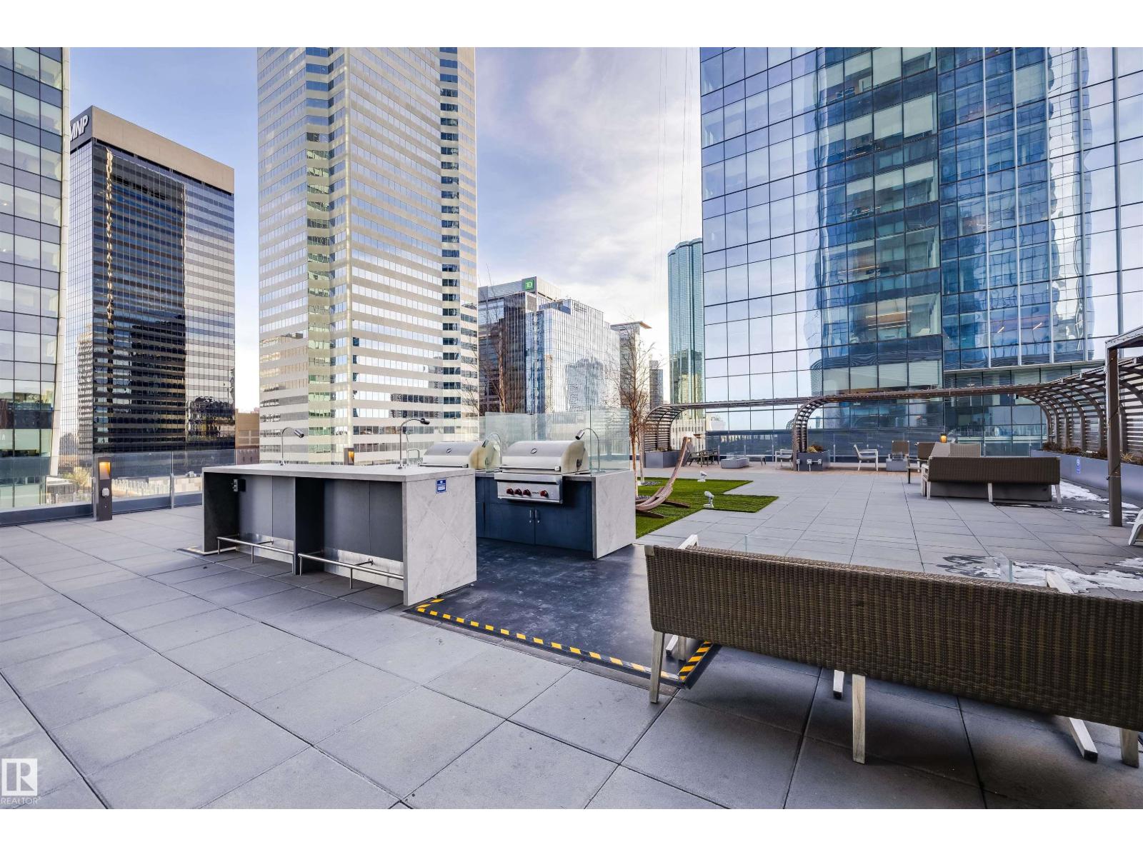 #2609 10360 102 ST NW - 29