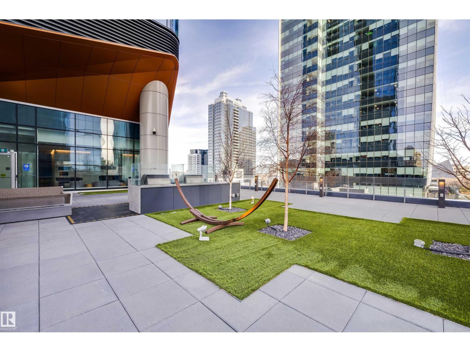 #2609 10360 102 ST NW - 31