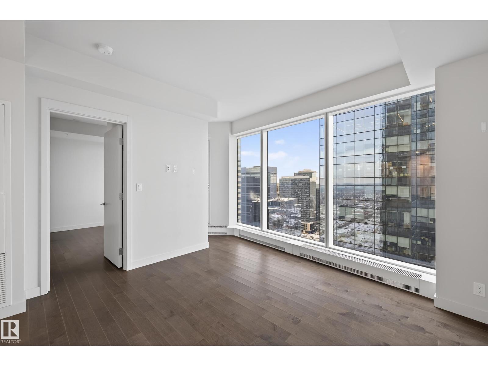 #2609 10360 102 ST NW - 10