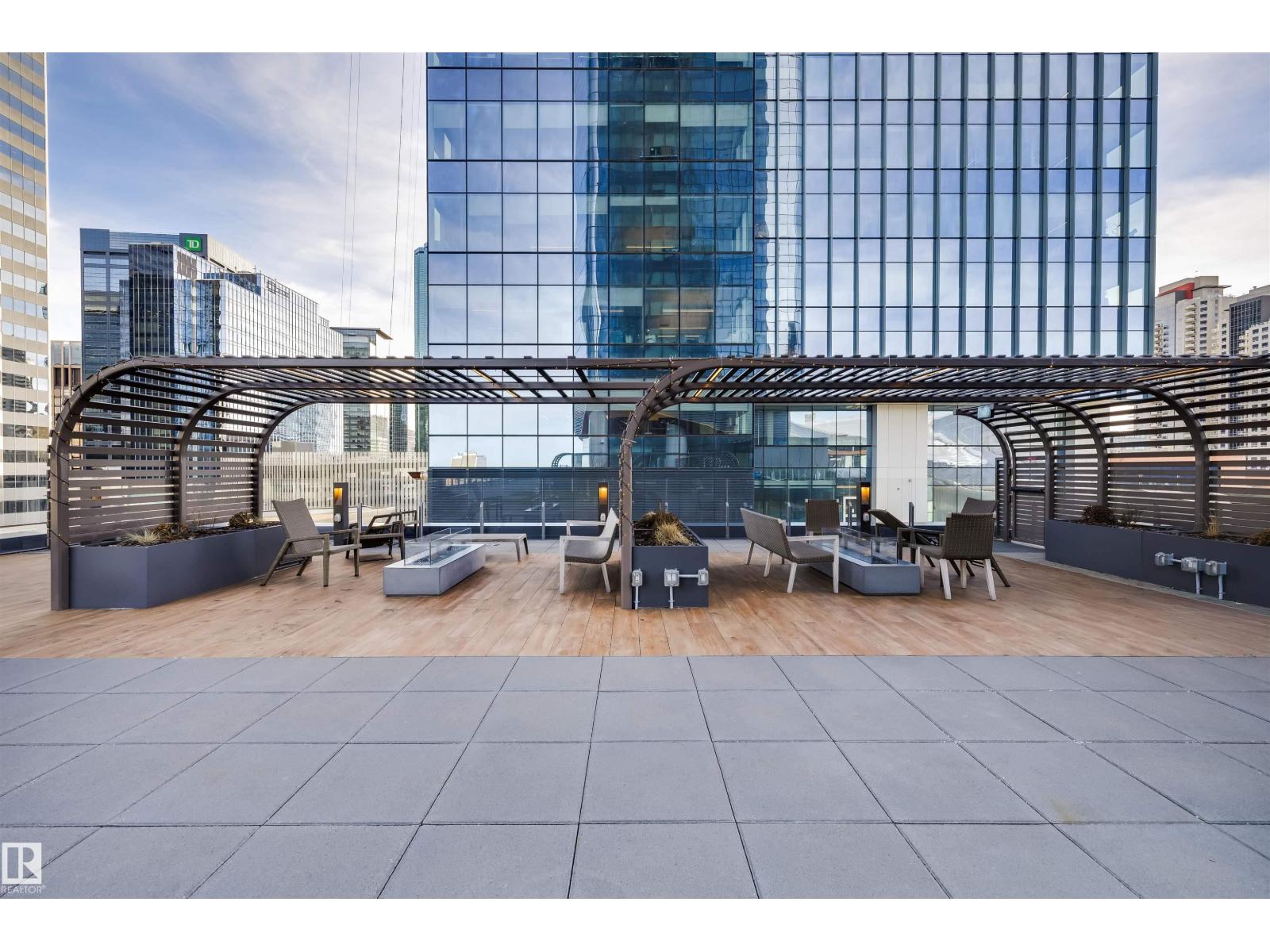 #2609 10360 102 ST NW - 28