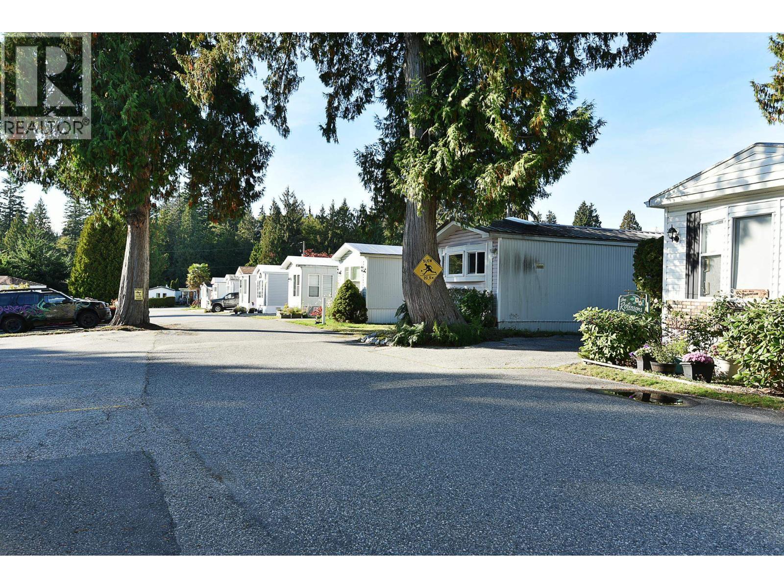 12 5575 MASON ROAD, Sechelt