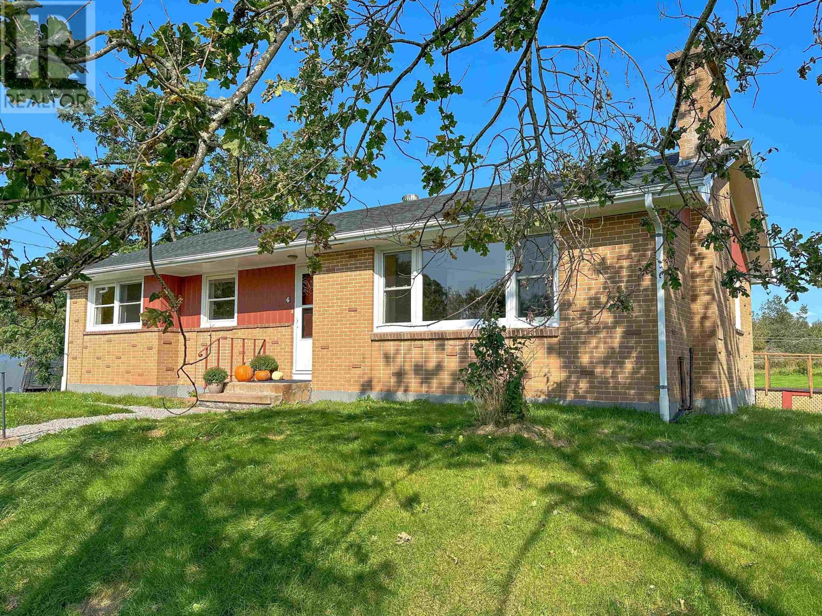 6 Dairy Lane - Photo 5 of 48, Stratford, Prince Edward Island