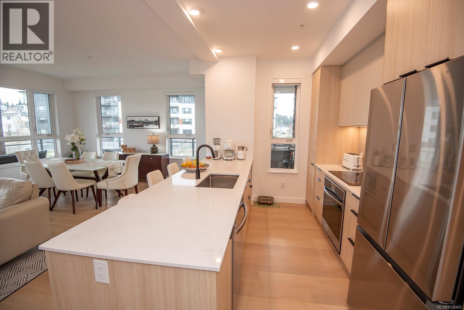 300 3564A Ryder Hesjedal Way, Colwood