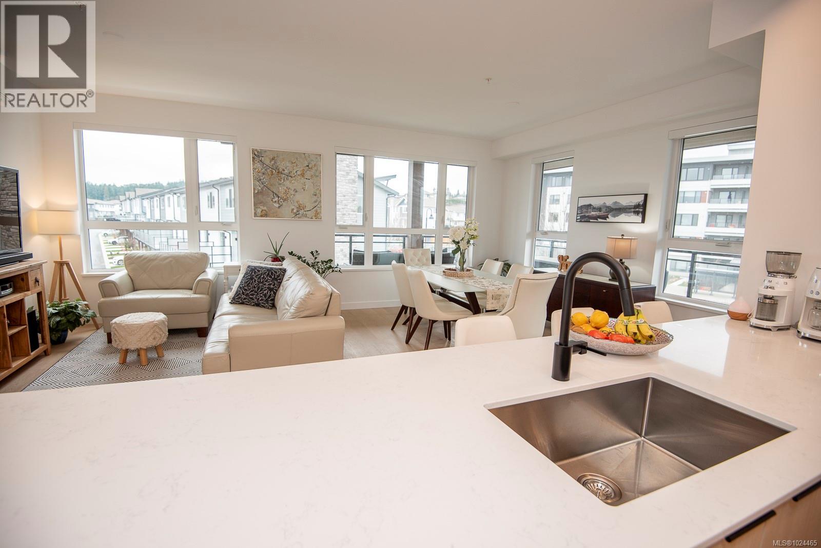 300 3564A Ryder Hesjedal Way, Colwood