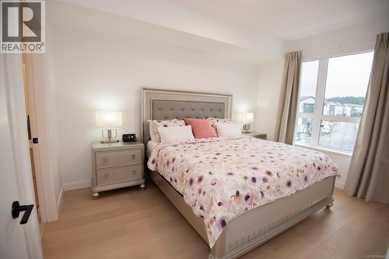 300 3564A Ryder Hesjedal Way, Colwood