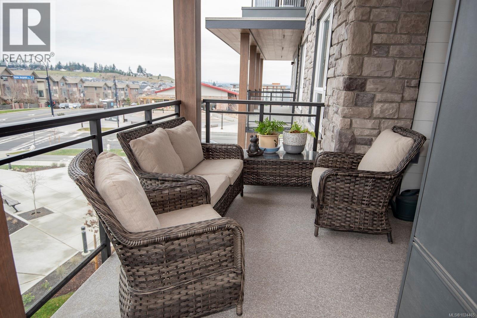 300 3564A Ryder Hesjedal Way, Colwood