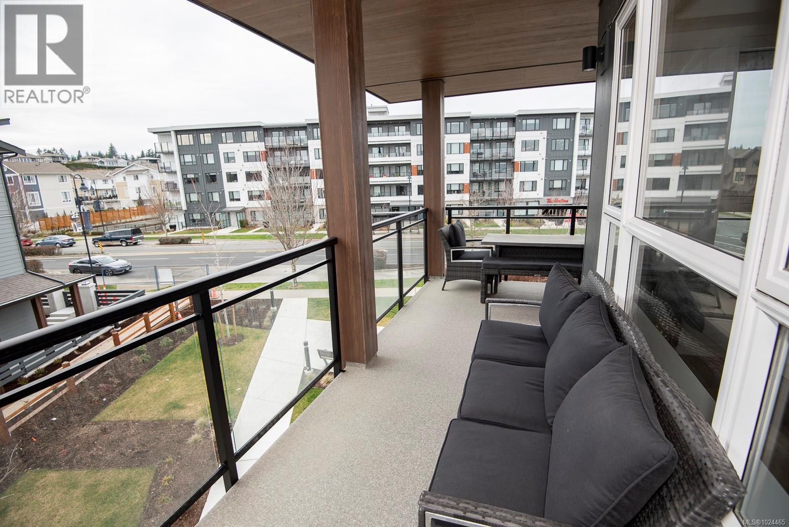 300 3564A Ryder Hesjedal Way, Colwood