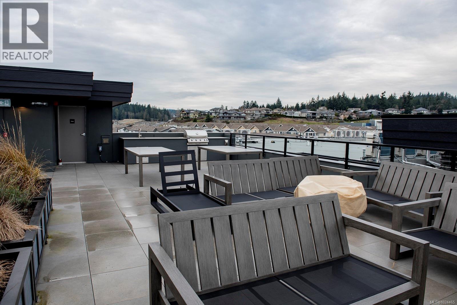 300 3564A Ryder Hesjedal Way, Colwood