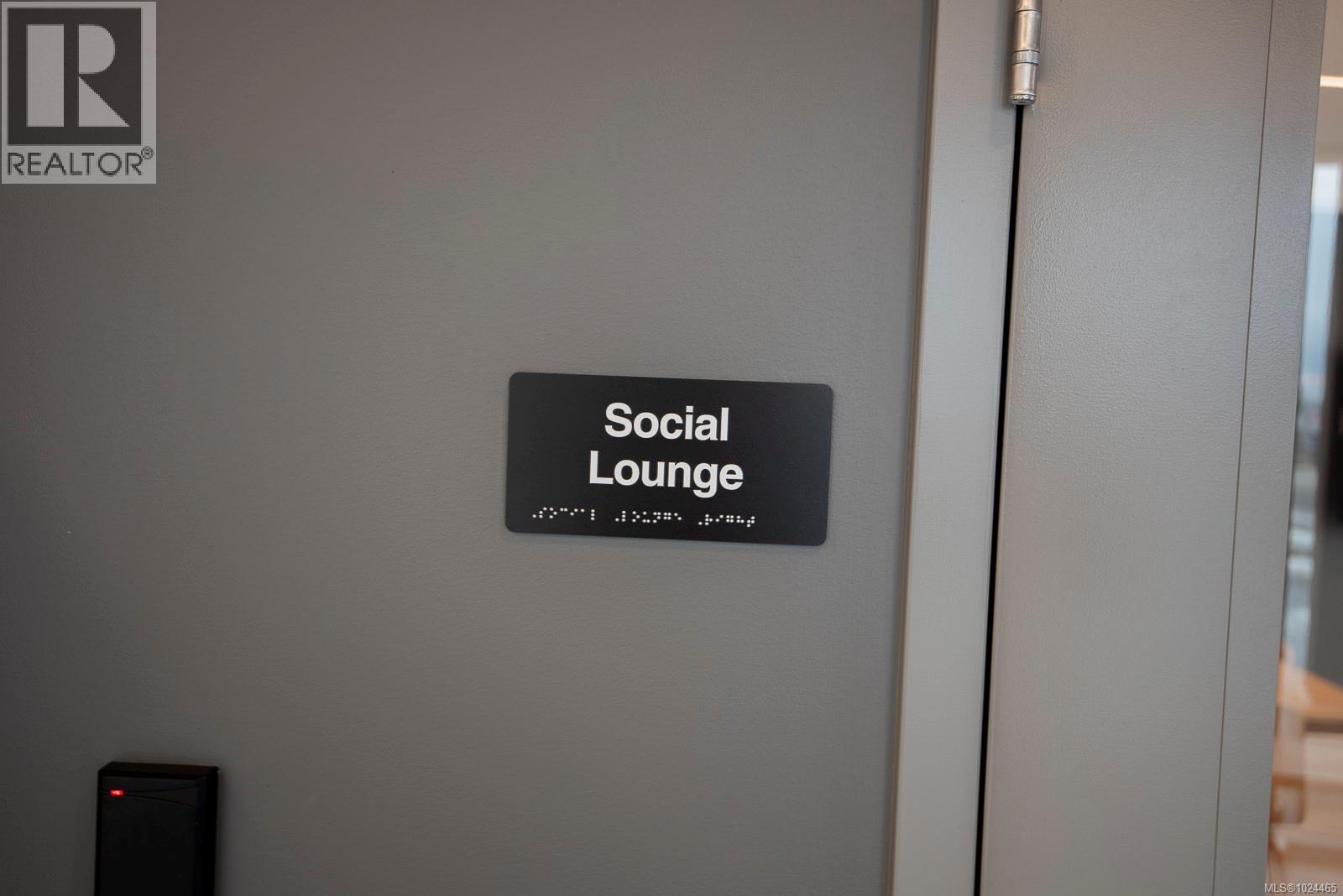 300 3564A Ryder Hesjedal Way, Colwood