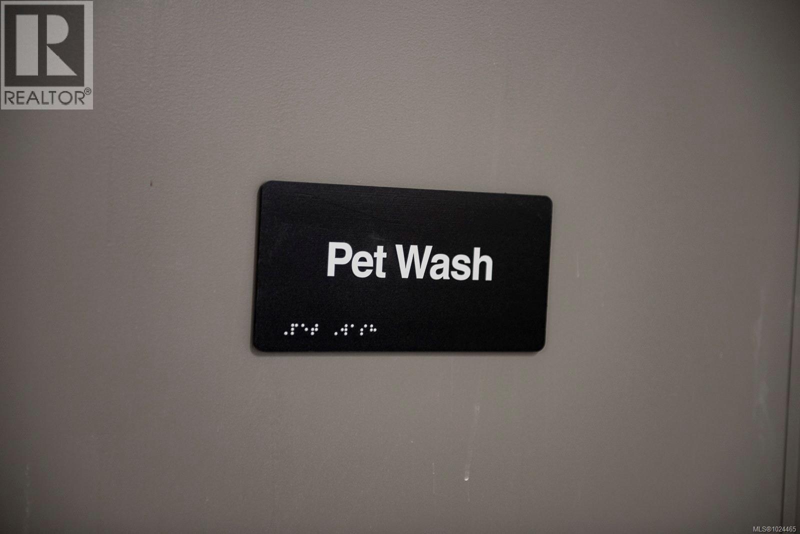 300 3564A Ryder Hesjedal Way, Colwood