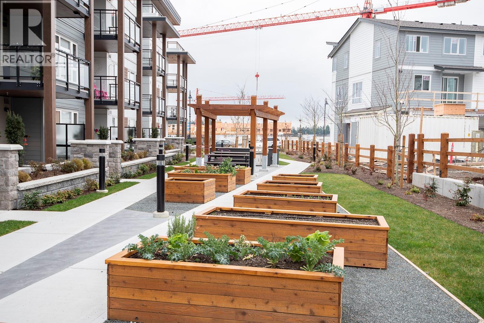 300 3564A Ryder Hesjedal Way, Colwood