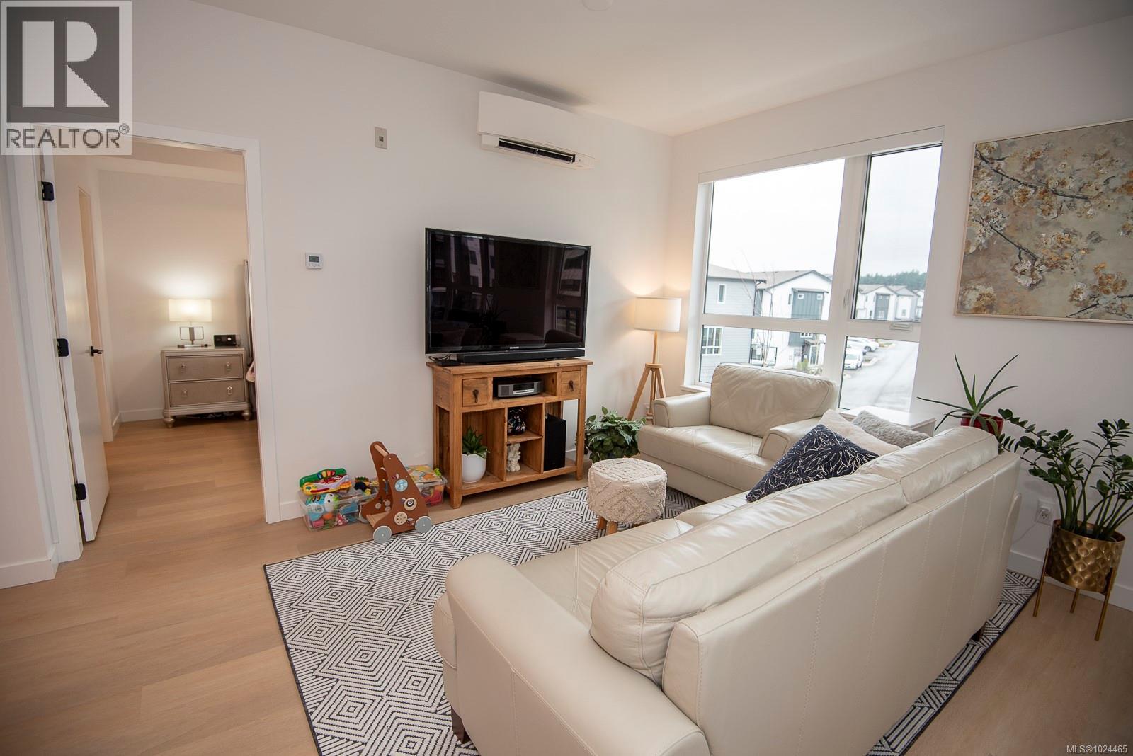 300 3564A Ryder Hesjedal Way, Colwood