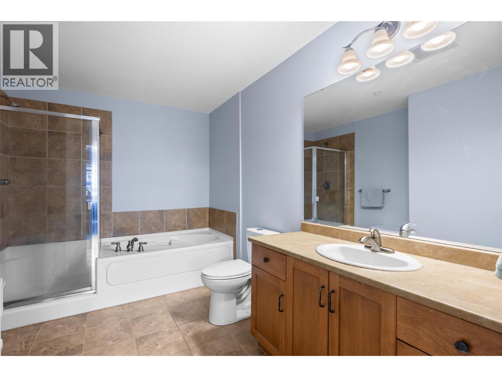 1390 HILLSIDE Drive Unit# 214, Kamloops