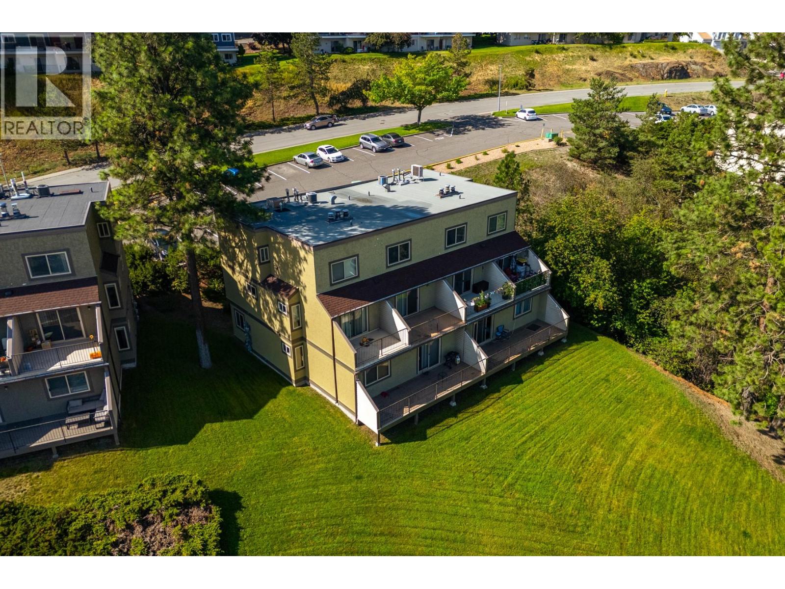 1750 Summit Drive Drive Unit# 80, Kamloops