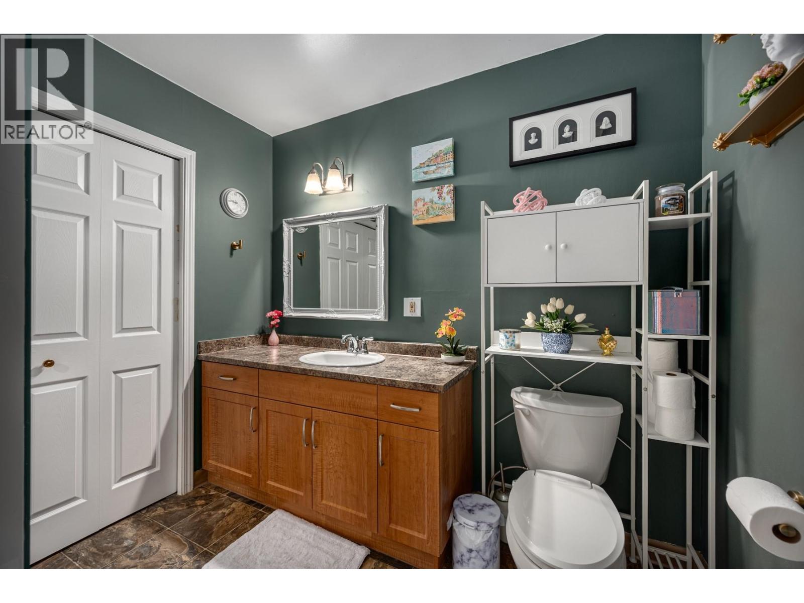 1750 Summit Drive Drive Unit# 80, Kamloops