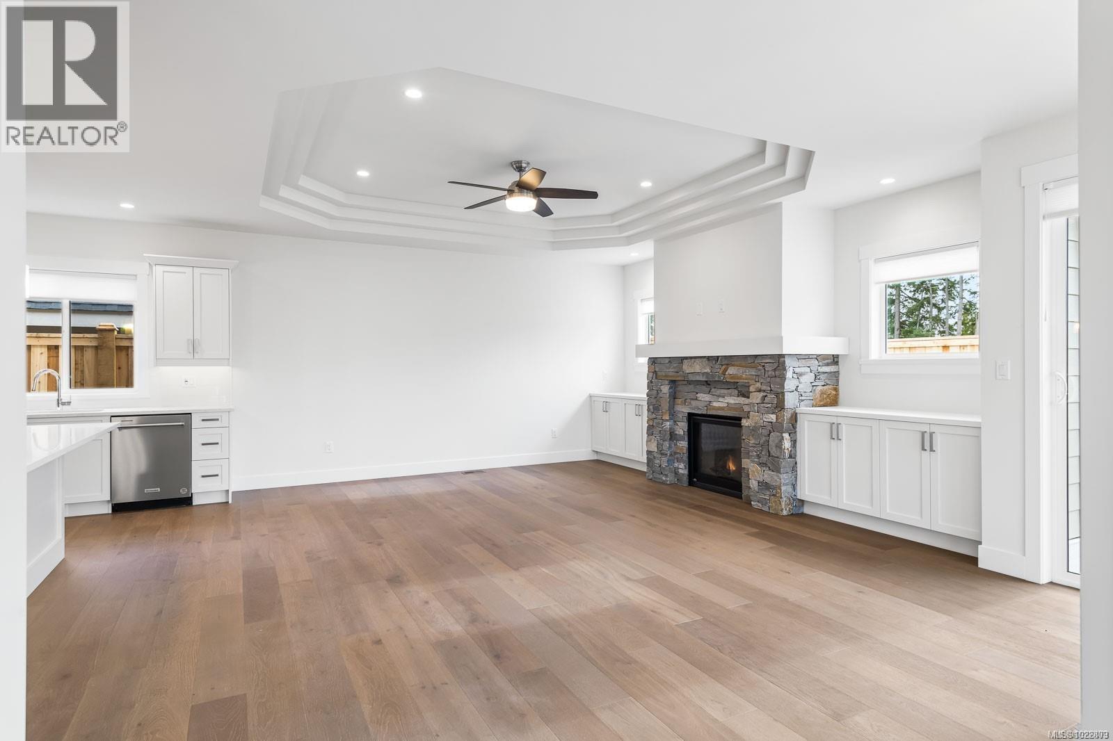 908 Ridgeline Blvd, Parksville